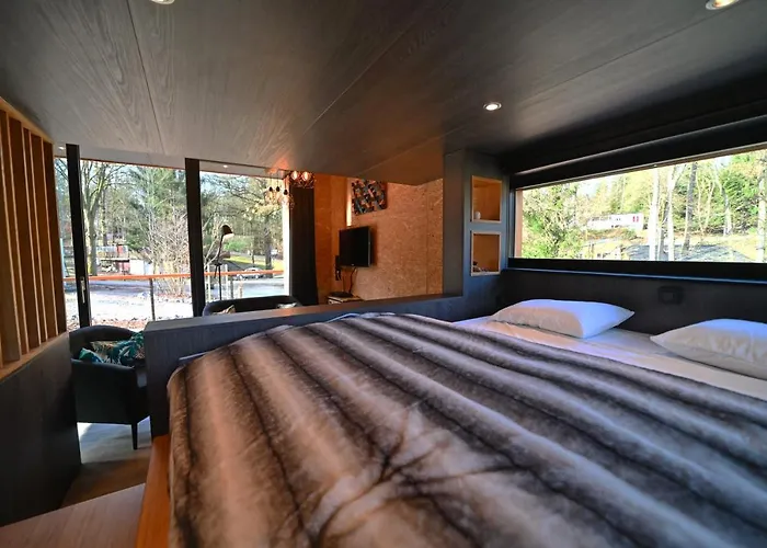 別荘 Wild Cube デュルビュイ