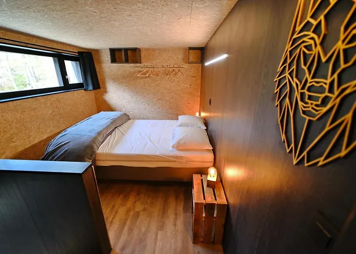 Wild Cube 別荘 デュルビュイ